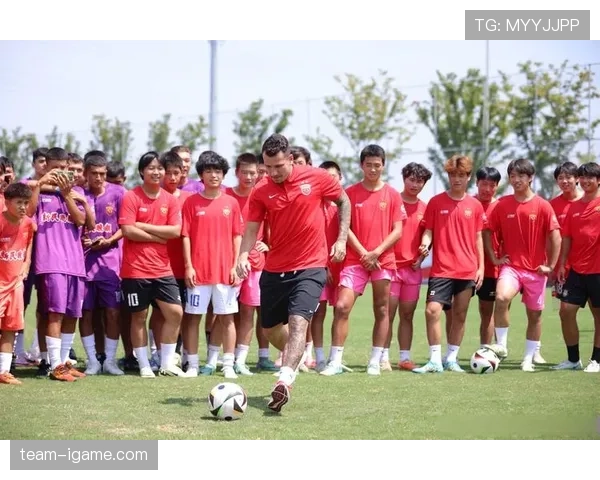 球队训练营开启新赛季备战，状态回暖趋势明显